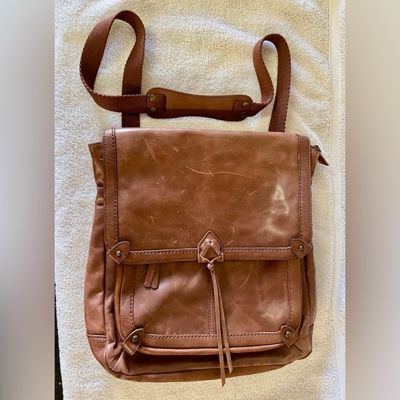 The Sak Ventura II Distressed Leather Convertible Backpack/Crossbody - Picture 2 of 7